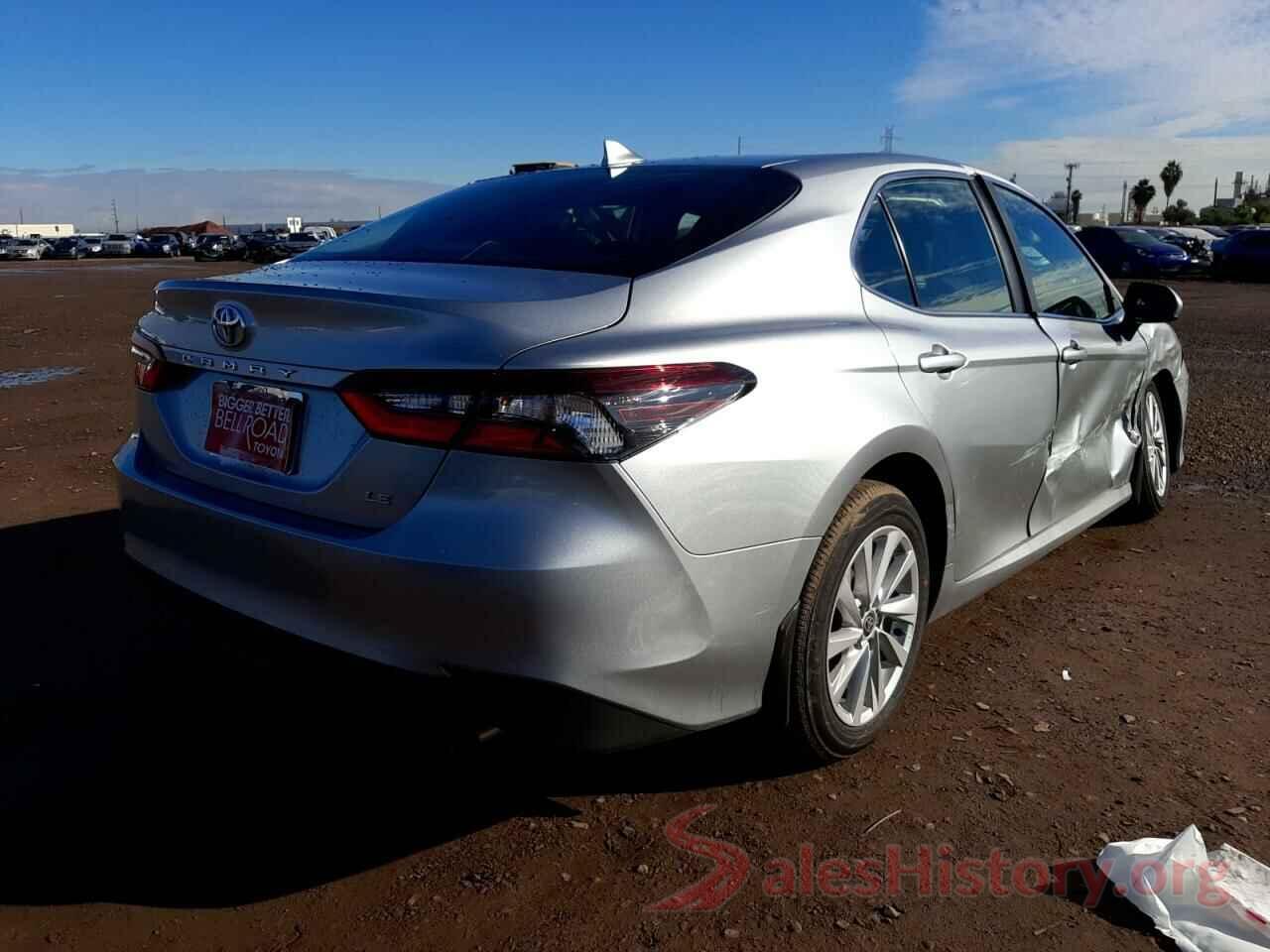 4T1C11AK3NU645415 2022 TOYOTA CAMRY