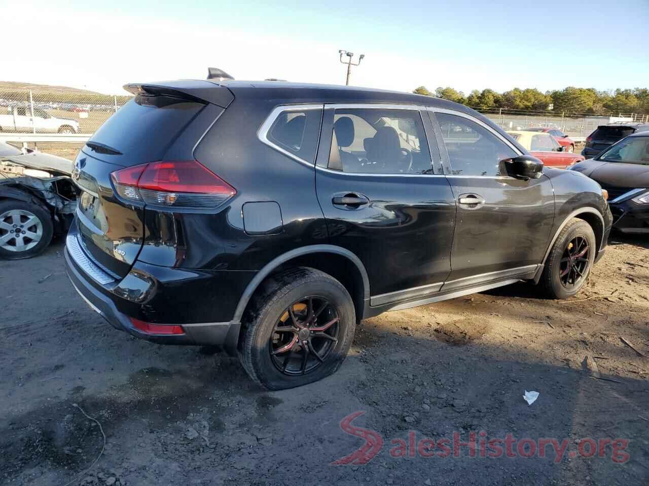 KNMAT2MV0JP556377 2018 NISSAN ROGUE