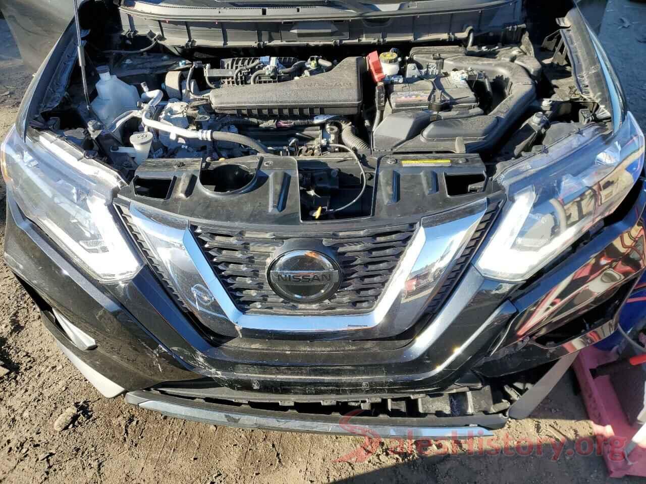 KNMAT2MV0JP556377 2018 NISSAN ROGUE