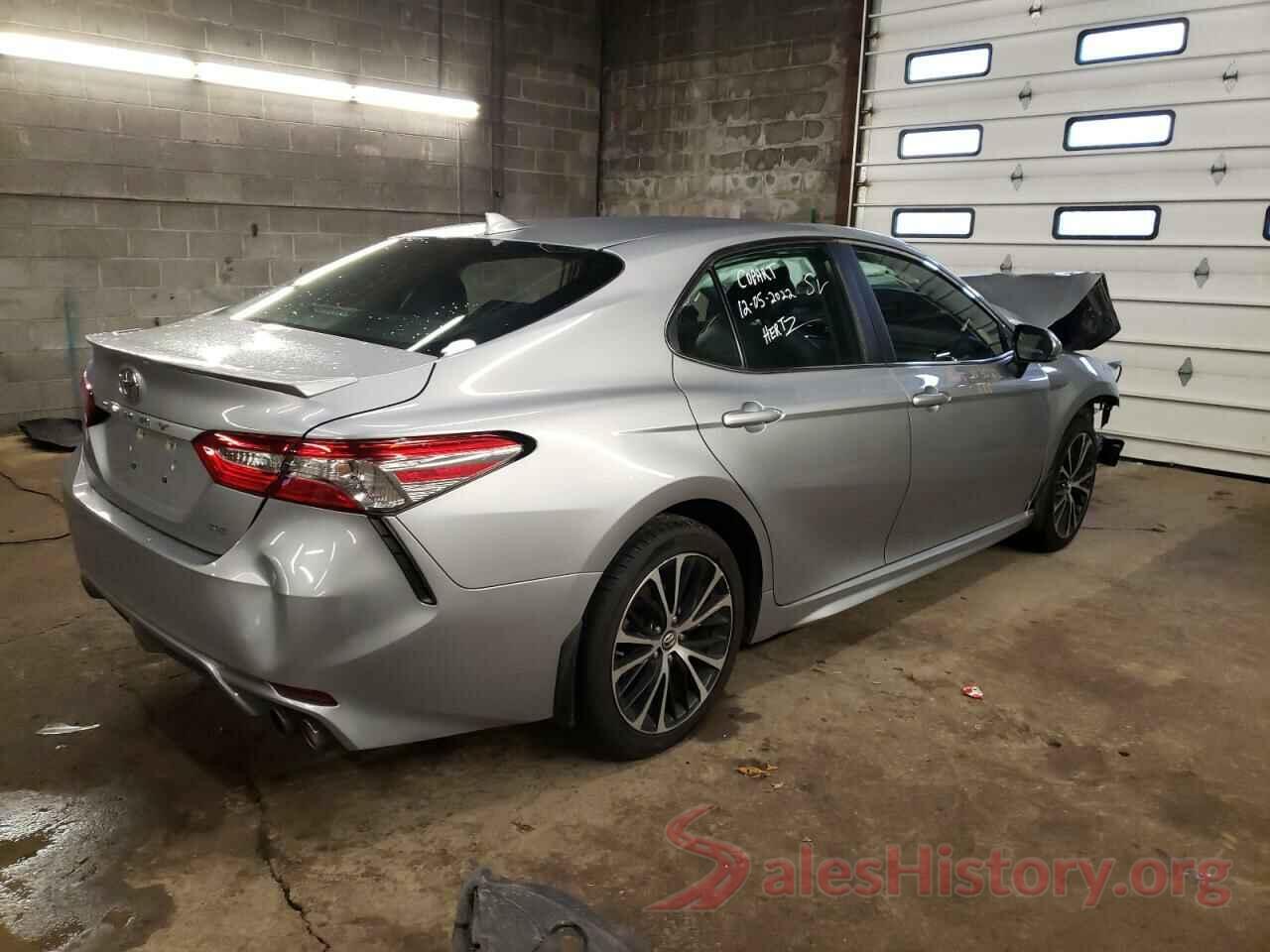 4T1B11HK4KU180690 2019 TOYOTA CAMRY