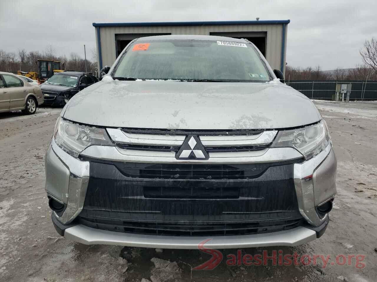 JA4AZ3A38JZ051984 2018 MITSUBISHI OUTLANDER