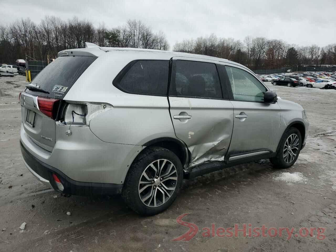 JA4AZ3A38JZ051984 2018 MITSUBISHI OUTLANDER