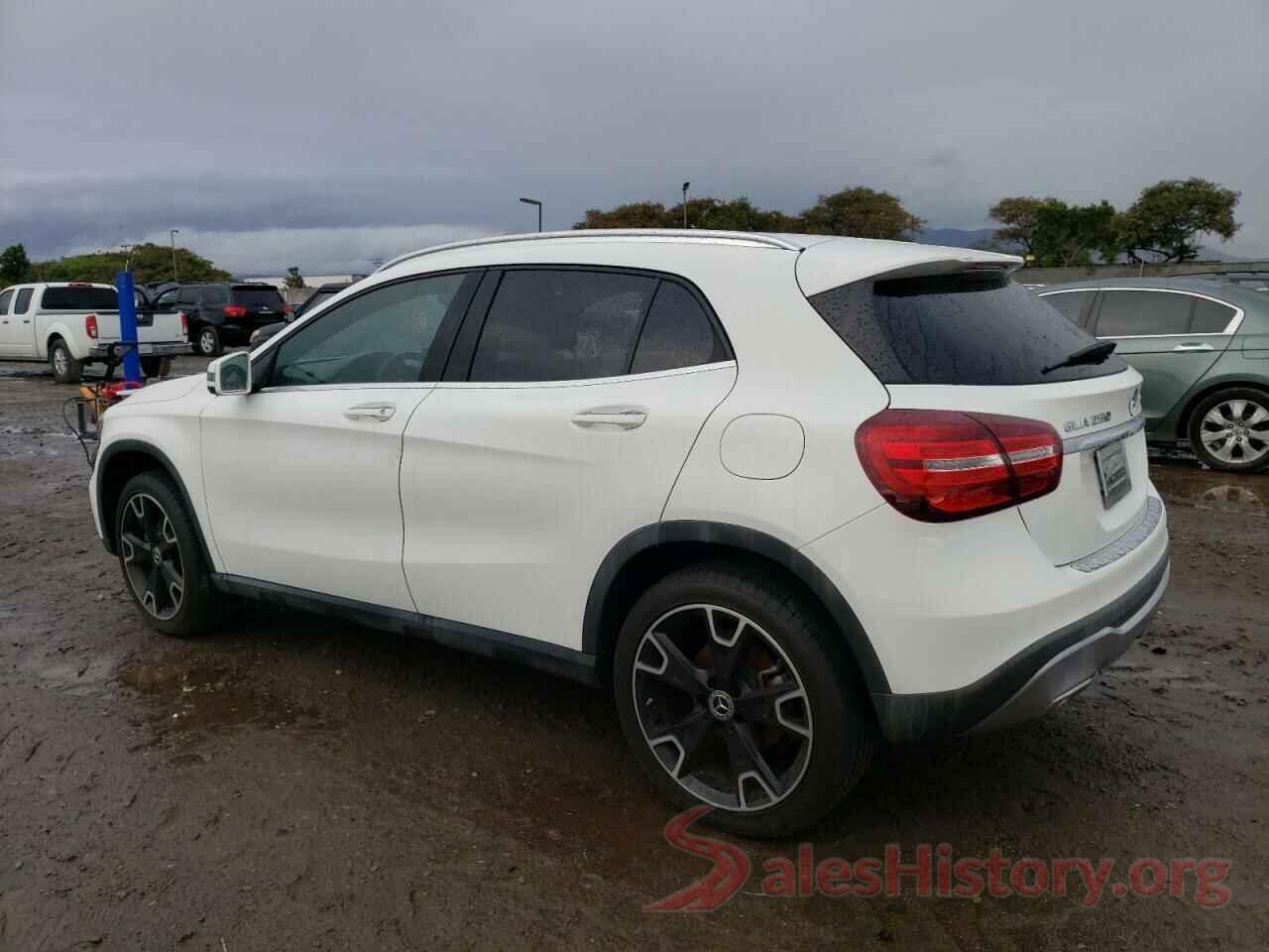 WDCTG4GB2KJ590877 2019 MERCEDES-BENZ GLA-CLASS