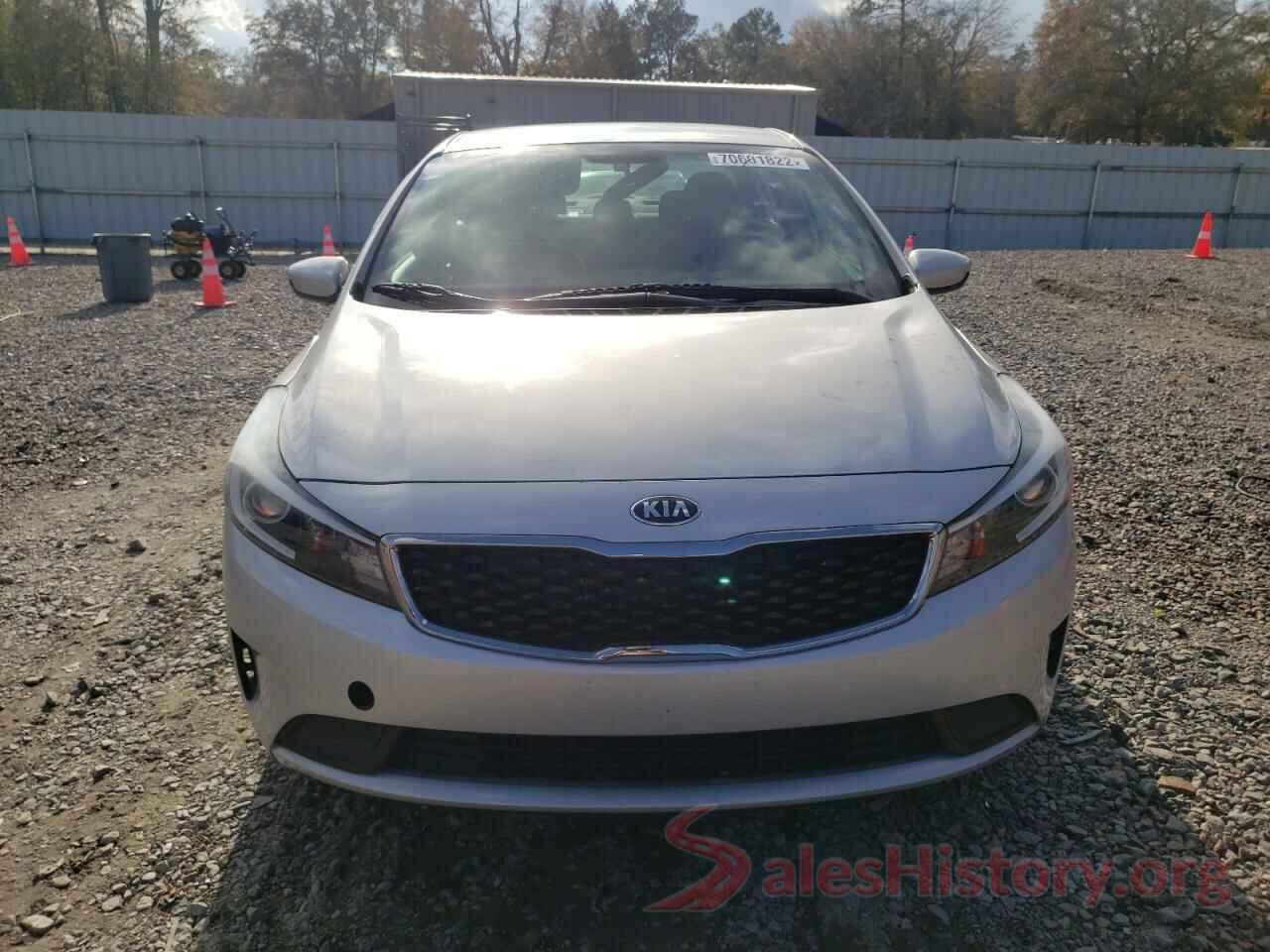 3KPFK4A76HE053523 2017 KIA FORTE