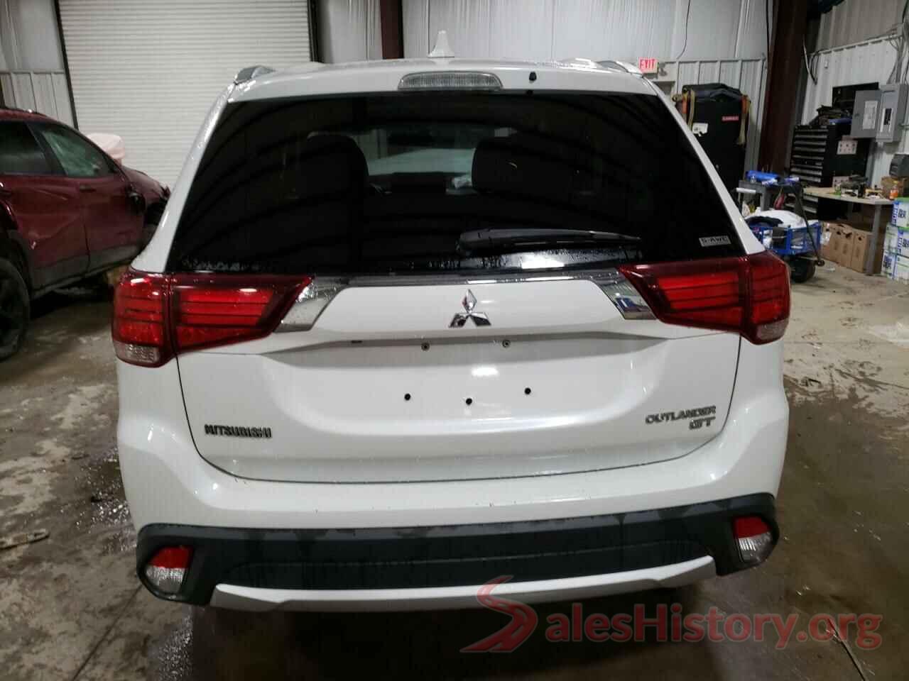 JA4JZ4AX7JZ045828 2018 MITSUBISHI OUTLANDER