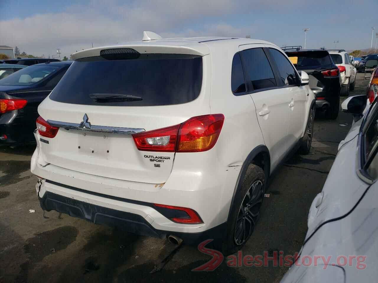 JA4AP4AU9KU018043 2019 MITSUBISHI OUTLANDER