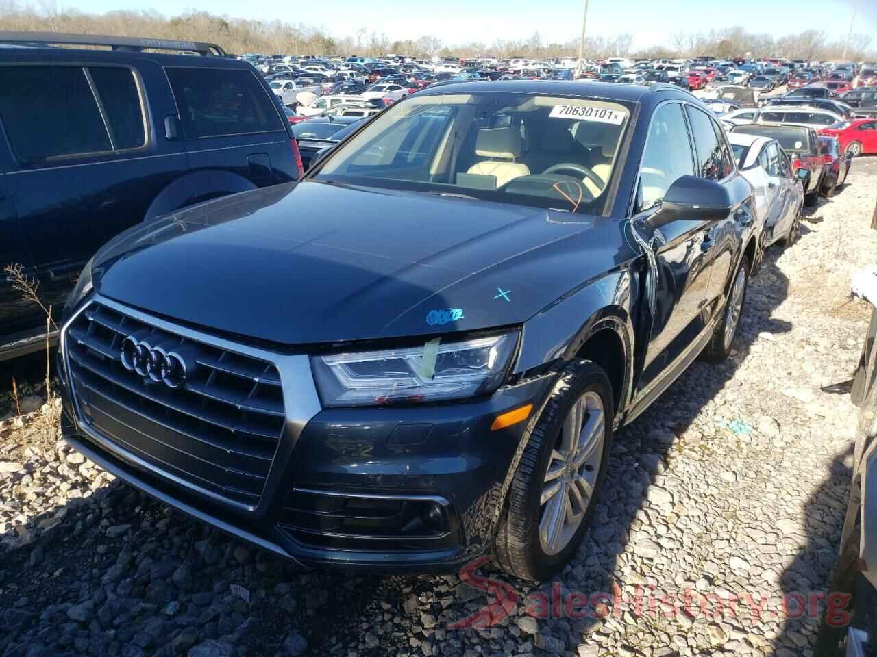 WA1CNAFY9J2141229 2018 AUDI Q5