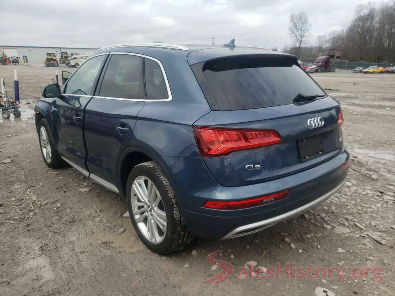 WA1CNAFY9J2141229 2018 AUDI Q5