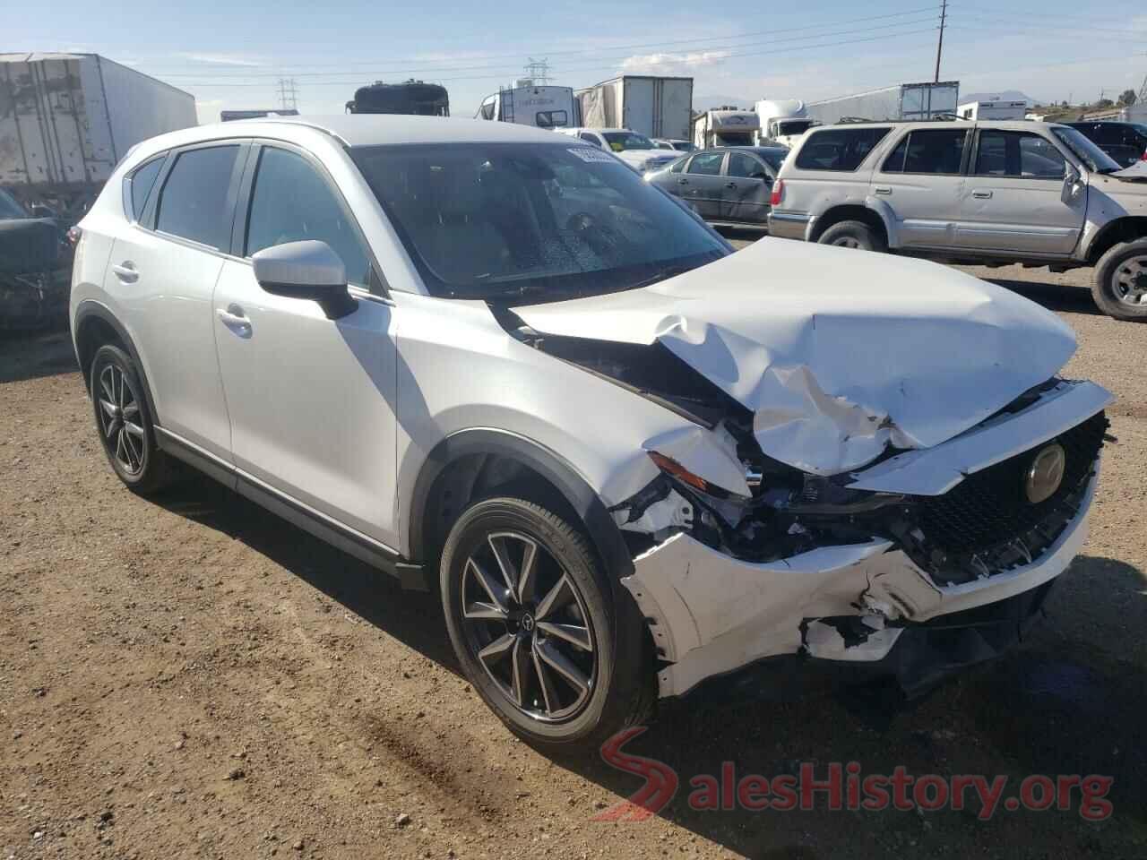 JM3KFACM7J1346061 2018 MAZDA CX-5