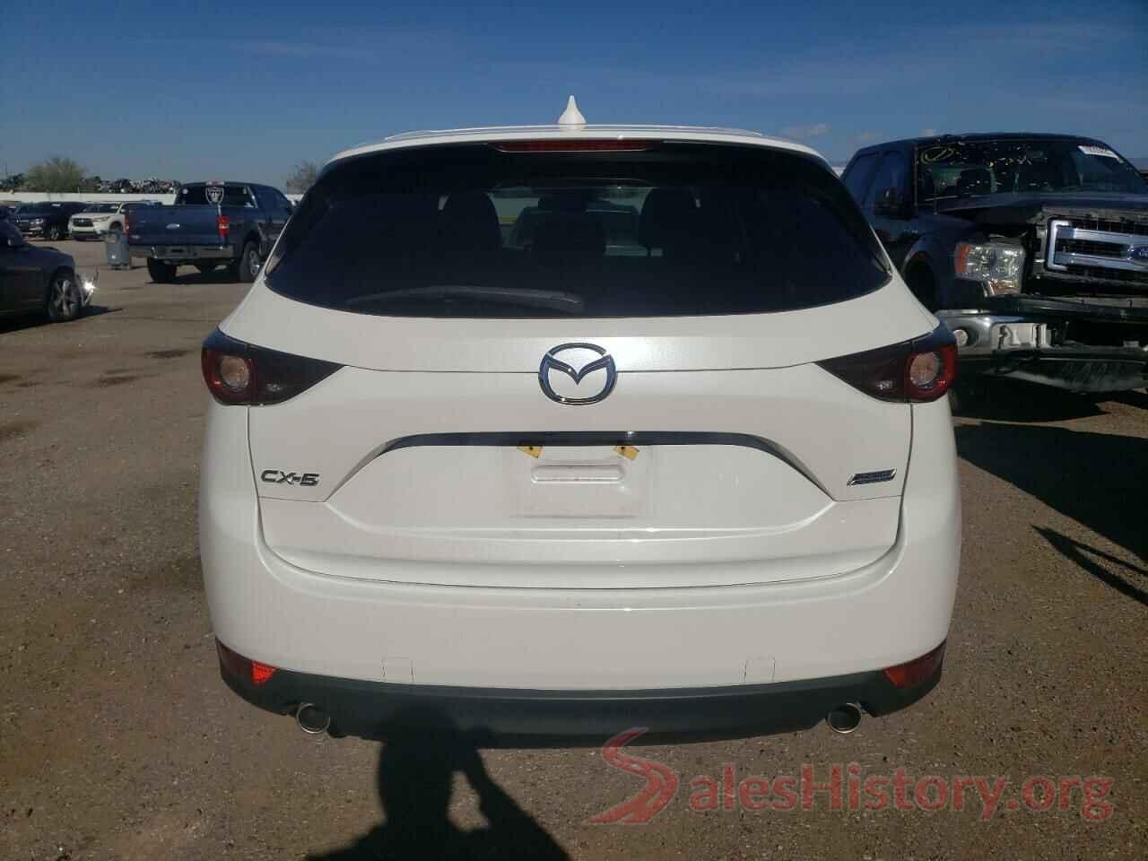 JM3KFACM7J1346061 2018 MAZDA CX-5