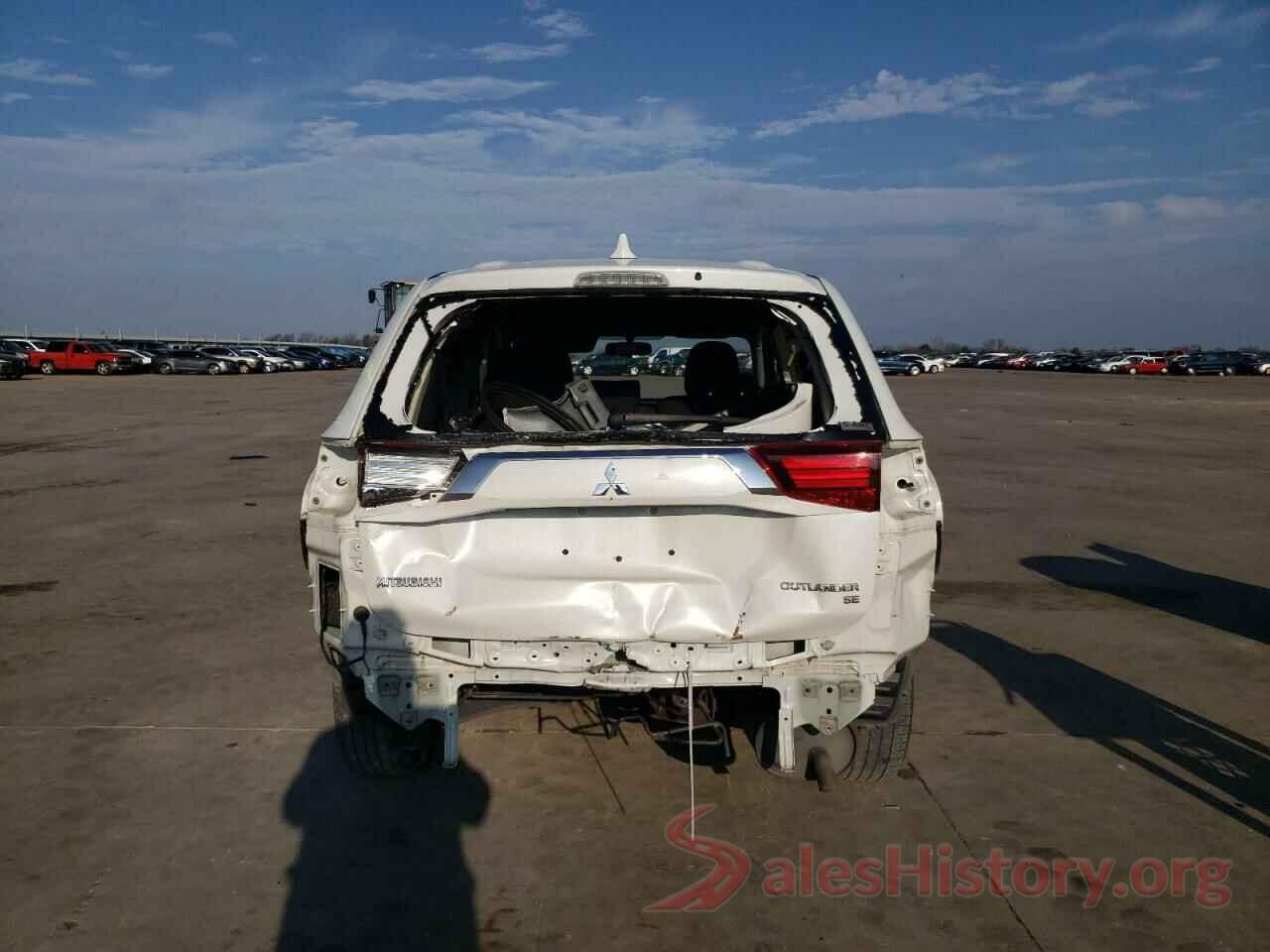 JA4AZ3A39JZ039262 2018 MITSUBISHI OUTLANDER