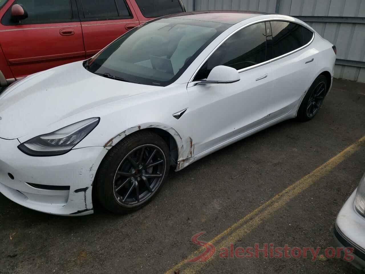 5YJ3E1EB8JF096882 2018 TESLA MODEL 3