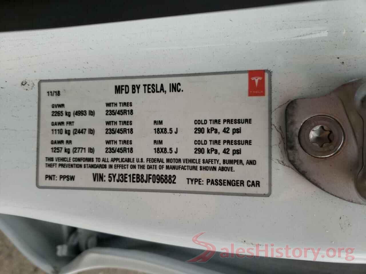 5YJ3E1EB8JF096882 2018 TESLA MODEL 3