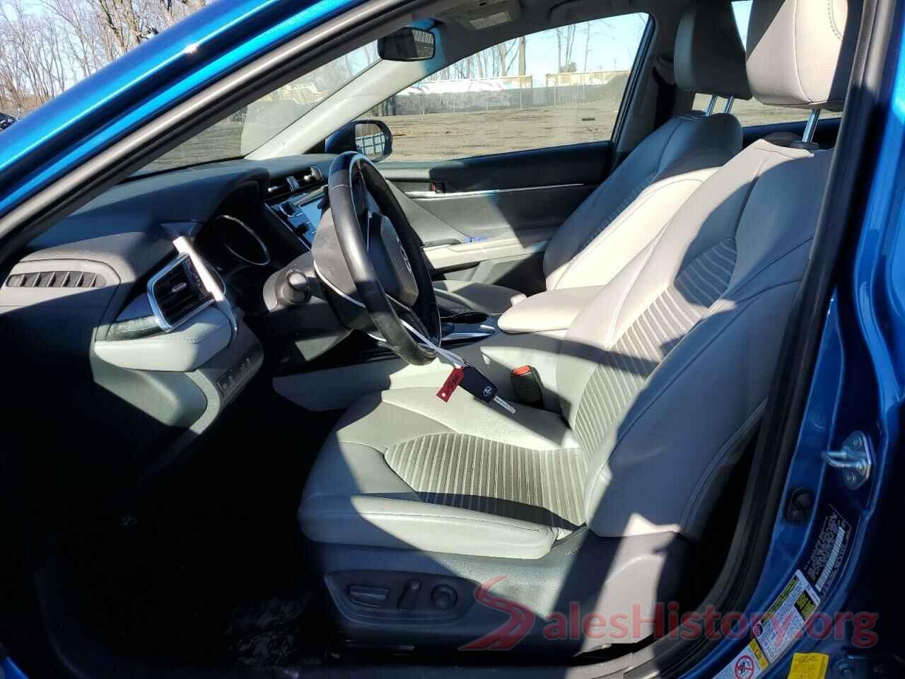 4T1B11HK9JU141284 2018 TOYOTA CAMRY