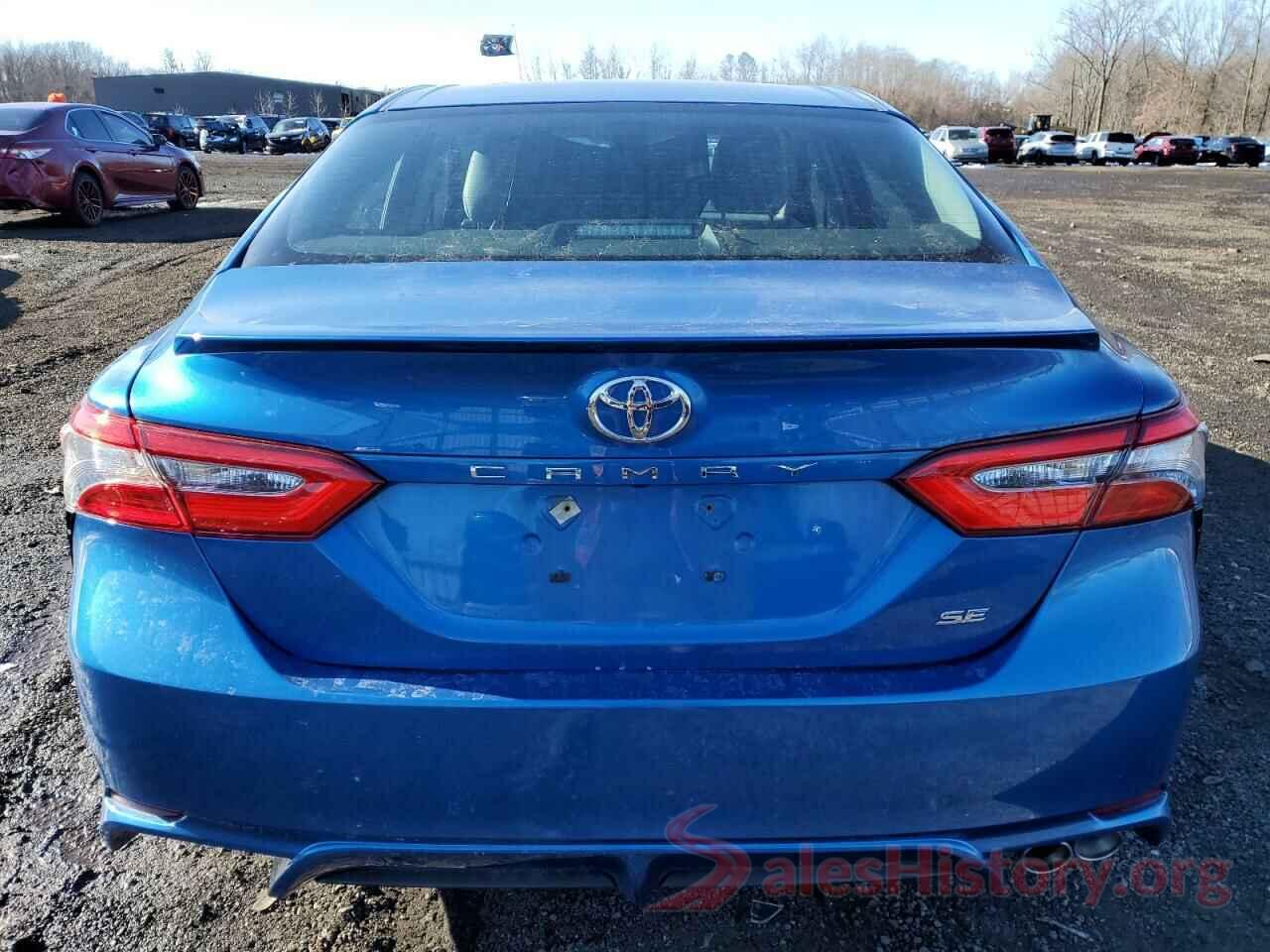 4T1B11HK9JU141284 2018 TOYOTA CAMRY