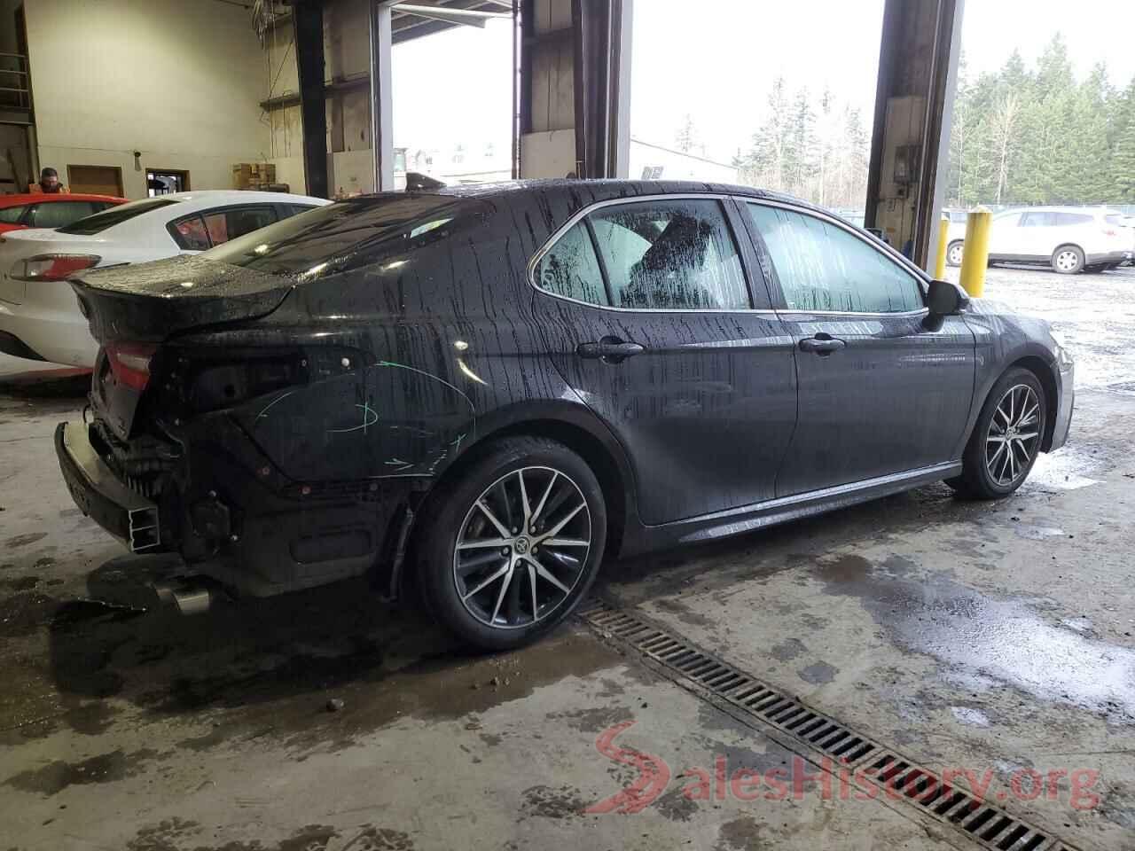 4T1G11BK3NU059426 2022 TOYOTA CAMRY