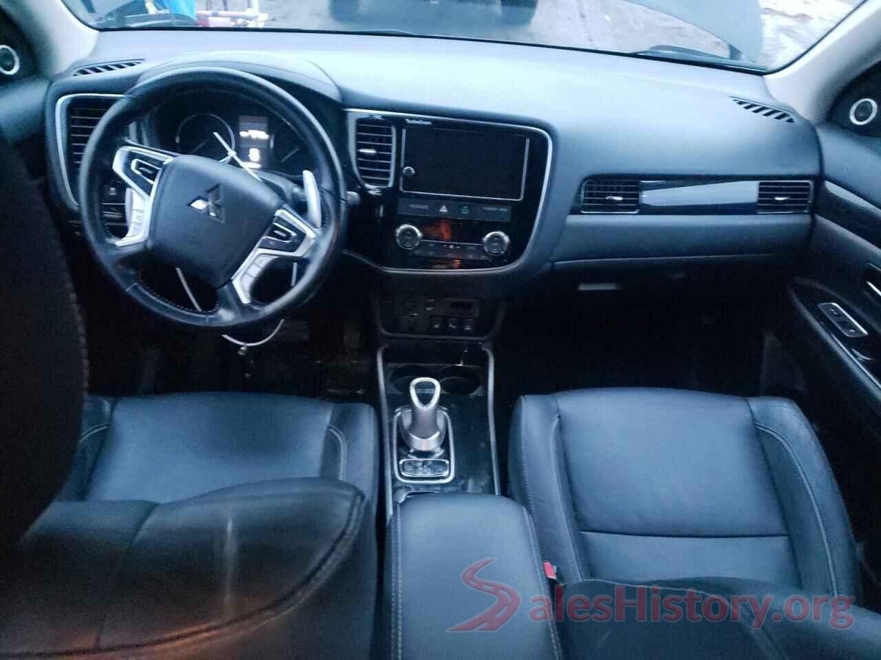 JA4J24A52JZ056755 2018 MITSUBISHI OUTLANDER