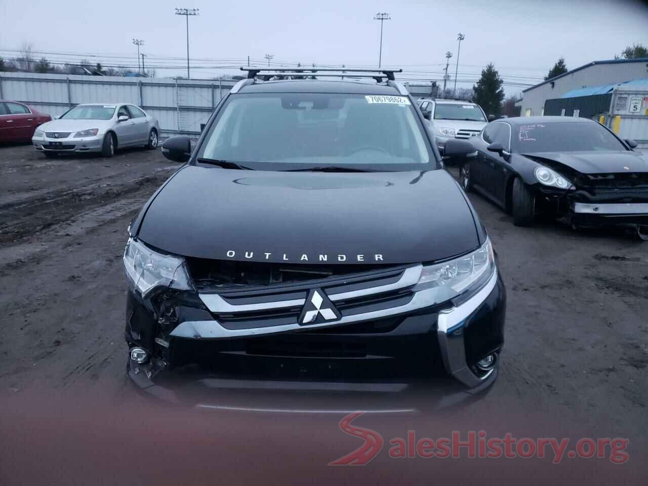 JA4J24A52JZ056755 2018 MITSUBISHI OUTLANDER