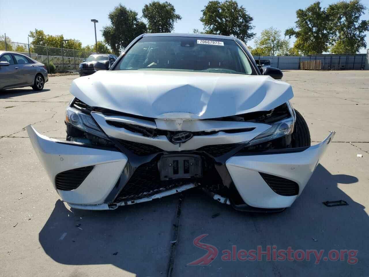 4T1B61HK6JU132267 2018 TOYOTA CAMRY