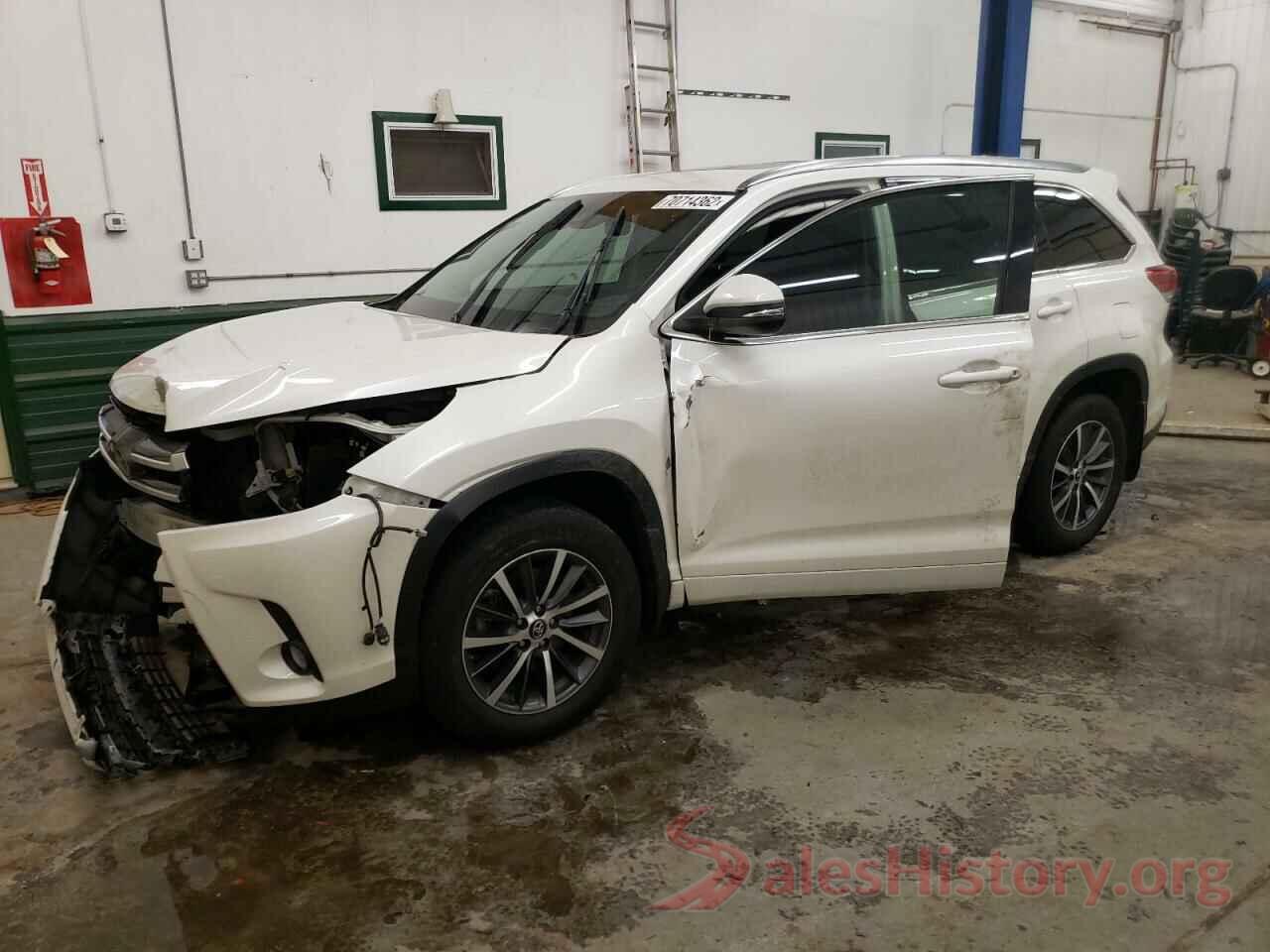 5TDJZRFH4HS421241 2017 TOYOTA HIGHLANDER