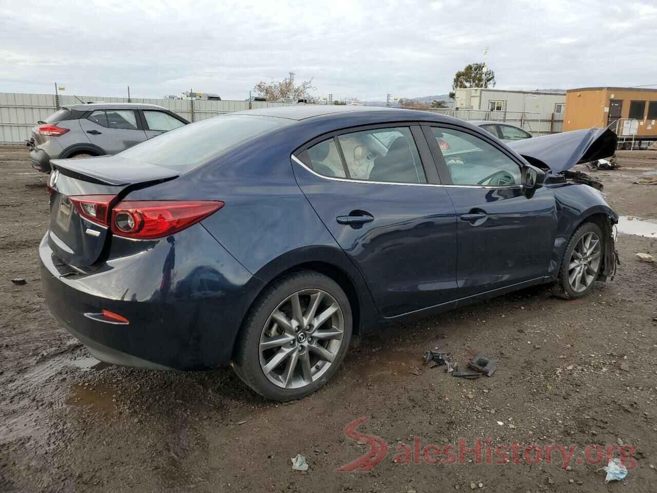 3MZBN1V34JM168075 2018 MAZDA 3