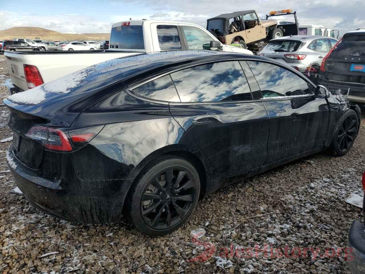 5YJ3E1EB8JF186095 2018 TESLA MODEL 3