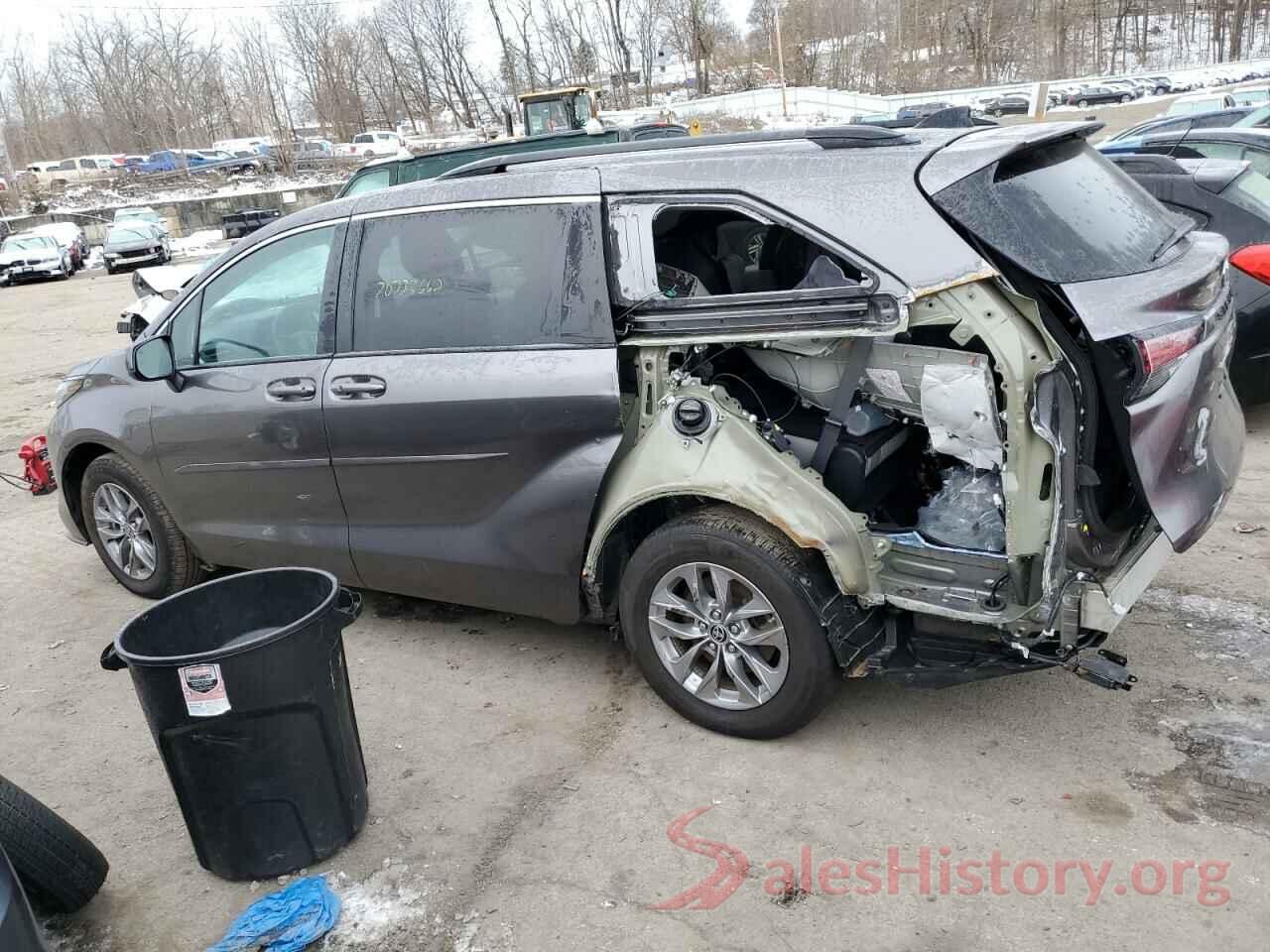 5TDKRKEC1NS075047 2022 TOYOTA SIENNA