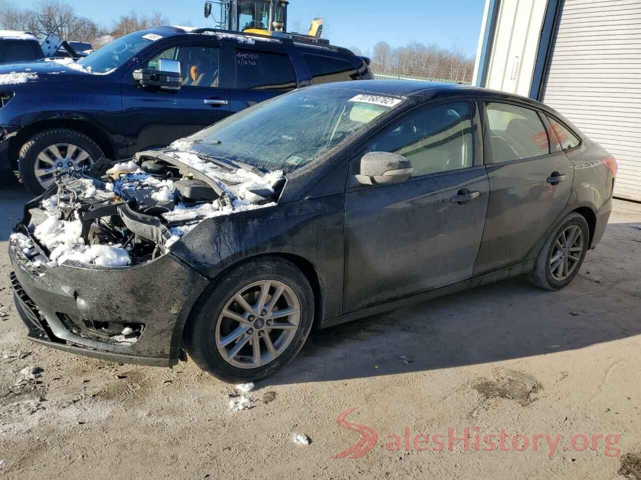 1FADP3F25JL214107 2018 FORD FOCUS