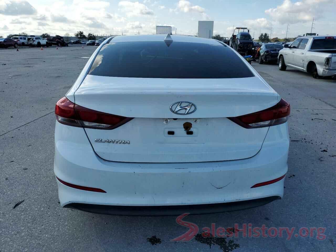 5NPD84LF7JH302908 2018 HYUNDAI ELANTRA