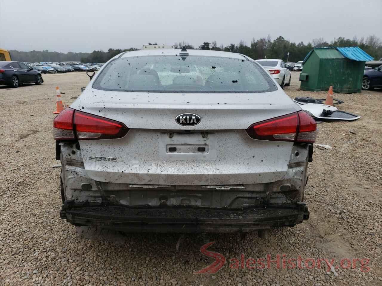 3KPFL4A72JE180739 2018 KIA FORTE