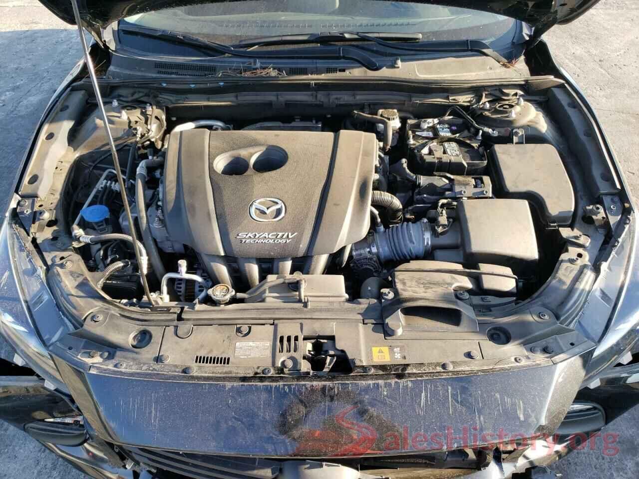 3MZBN1L34JM261634 2018 MAZDA 3