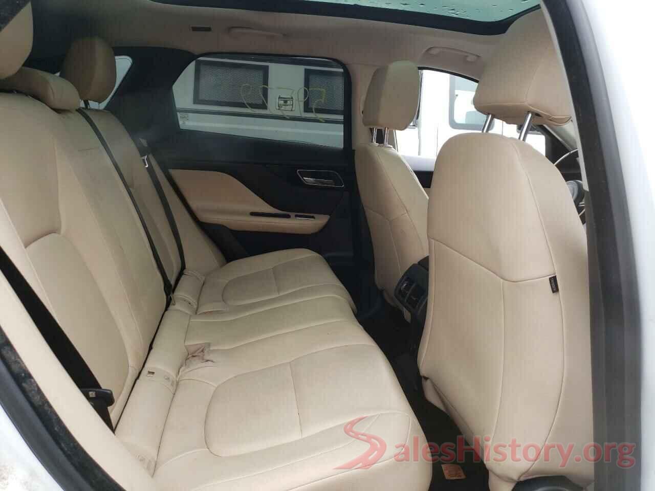 SADCJ2FX8JA294340 2018 JAGUAR F-PACE