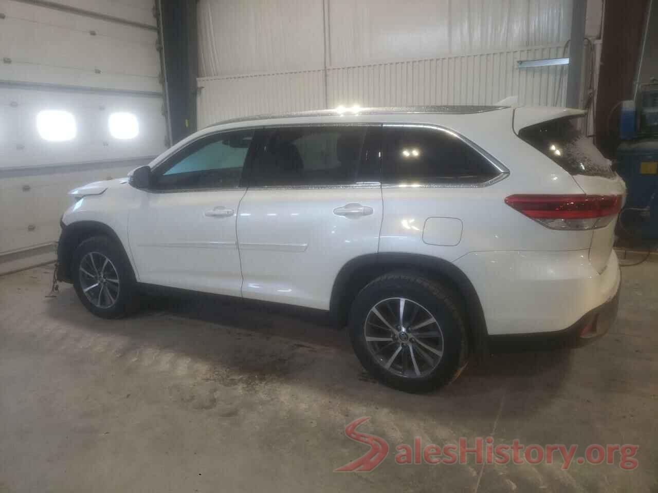 5TDJZRFH3KS583479 2019 TOYOTA HIGHLANDER