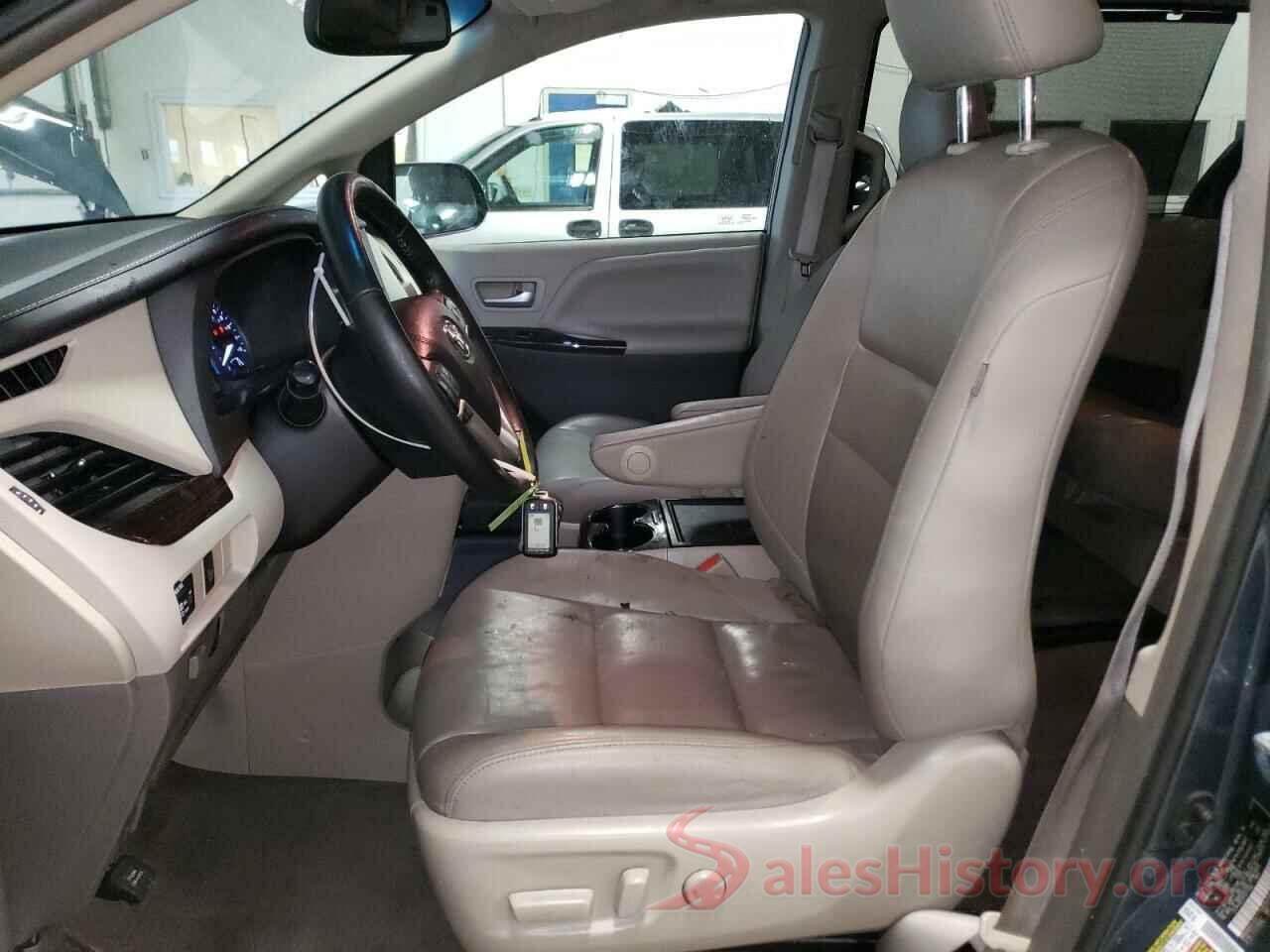 5TDYK3DC3FS577002 2015 TOYOTA SIENNA