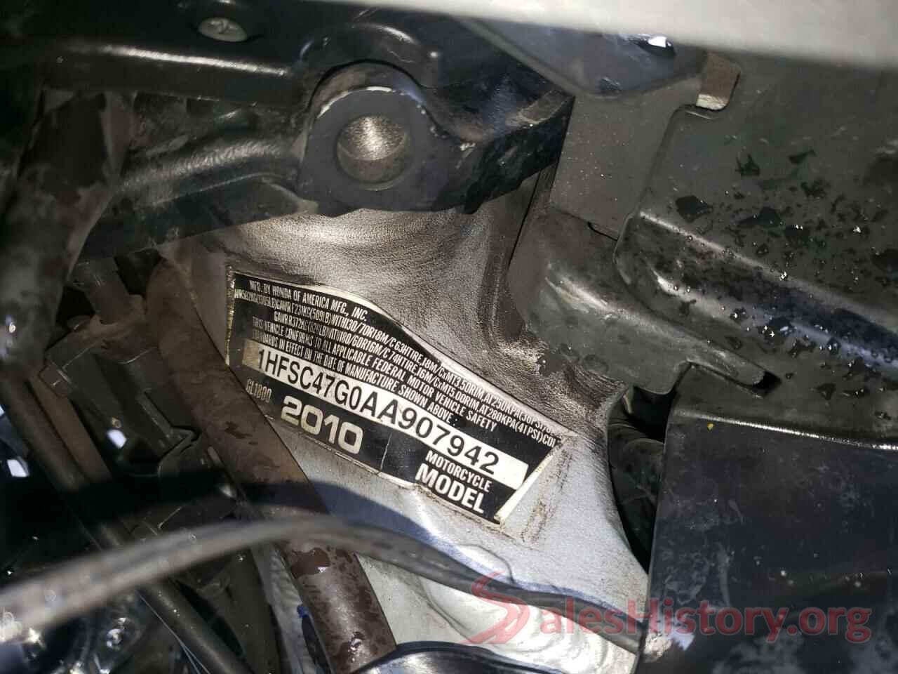 1HFSC47G0AA907942 2010 HONDA GL CYCLE