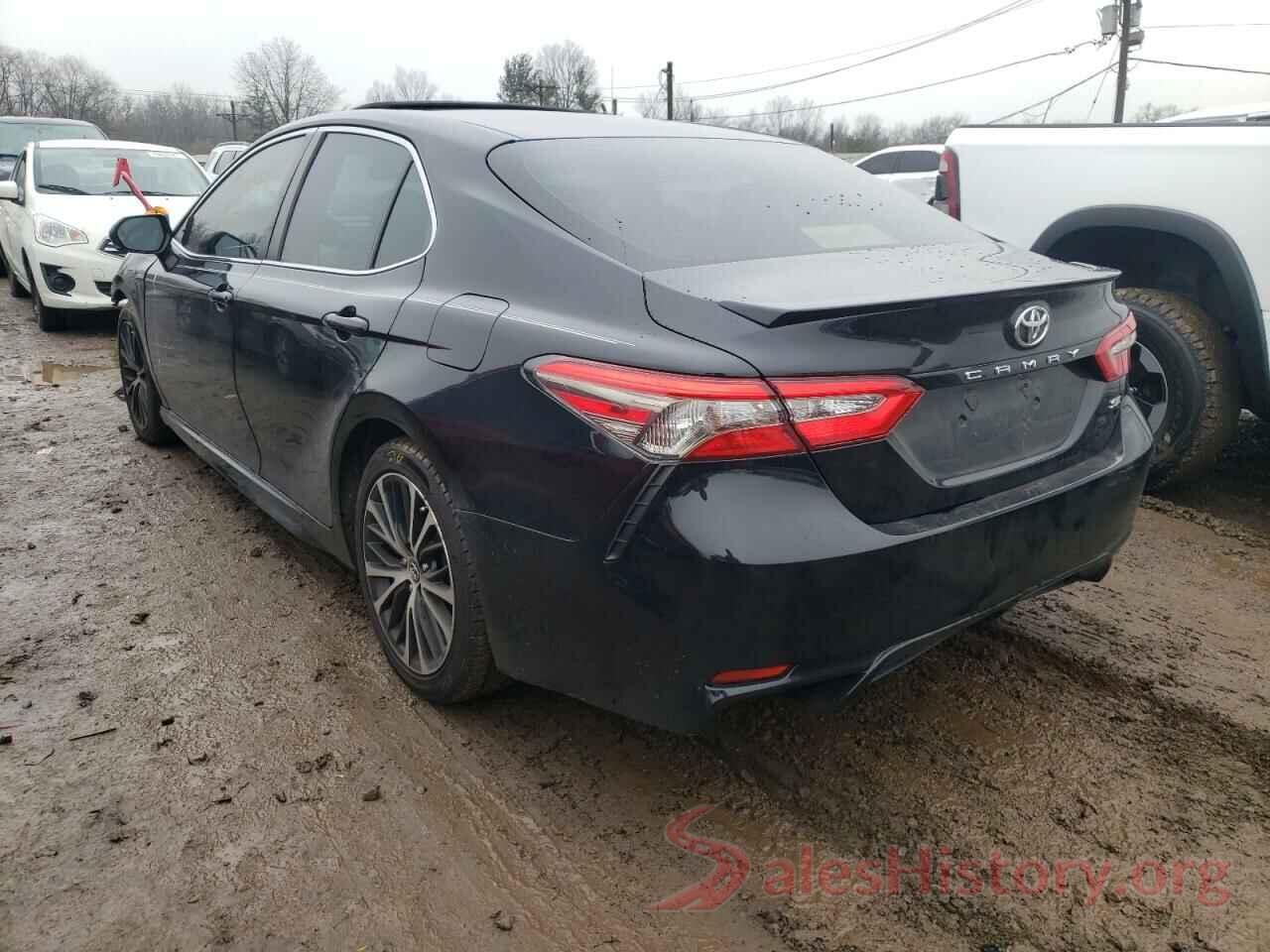 JTNB11HK0J3007060 2018 TOYOTA CAMRY