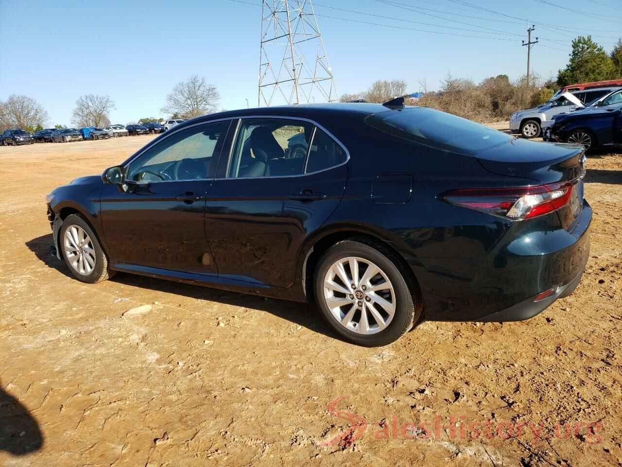 4T1C11AK5MU413591 2021 TOYOTA CAMRY