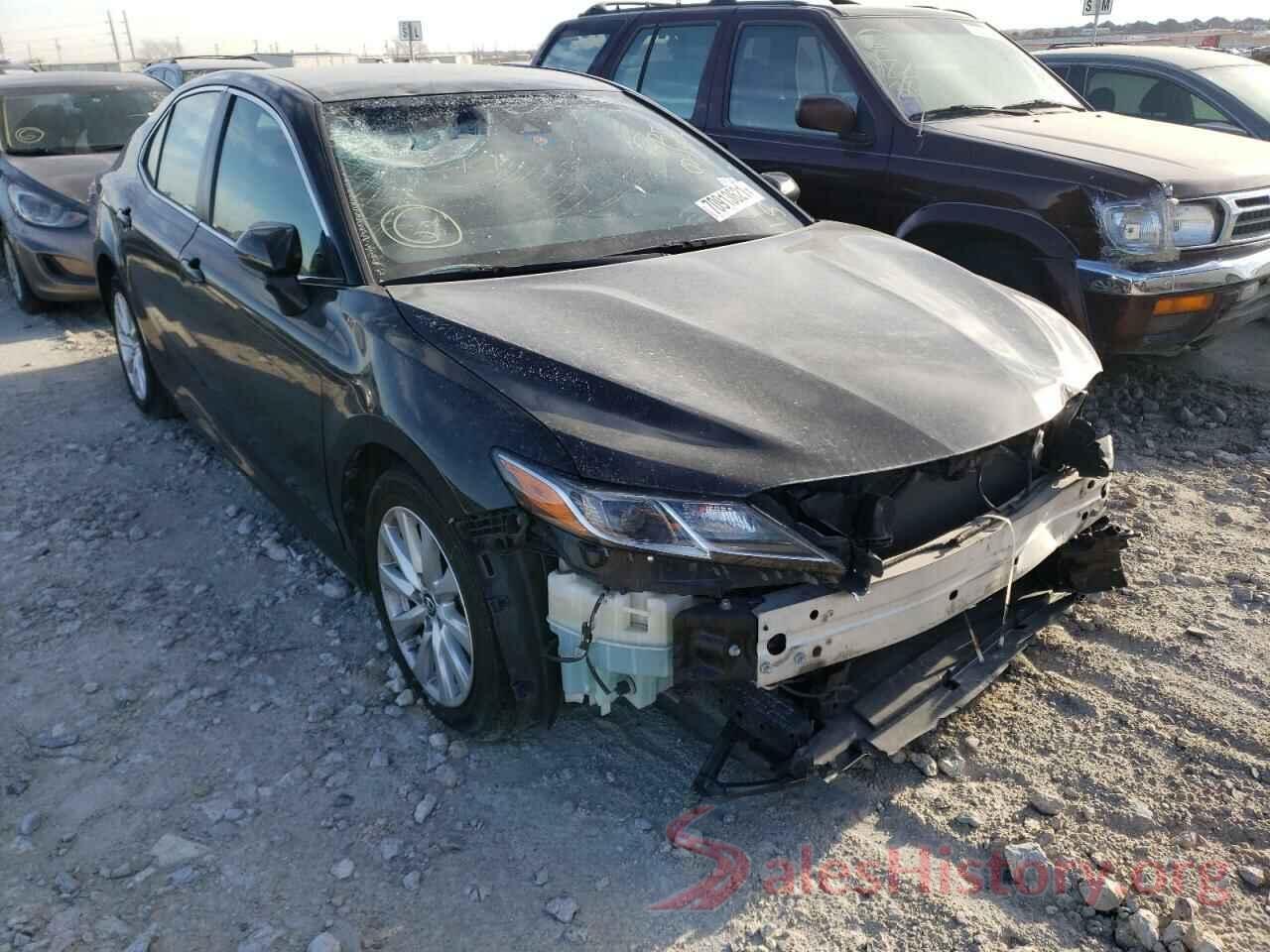 JTNB11HK0J3024893 2018 TOYOTA CAMRY