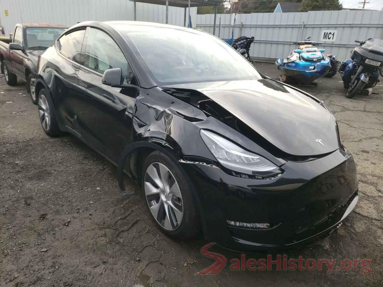 7SAYGDEE3NF568085 2022 TESLA MODEL Y