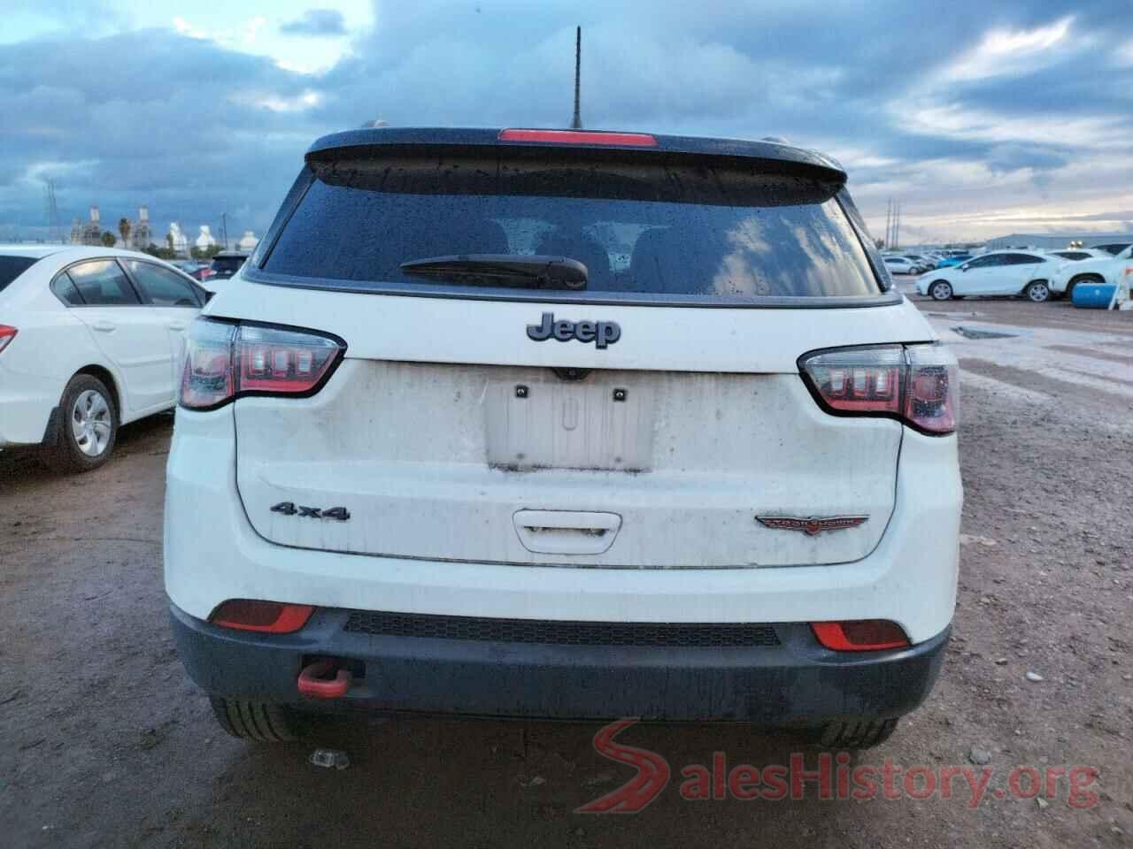 3C4NJDDBXKT721177 2019 JEEP COMPASS