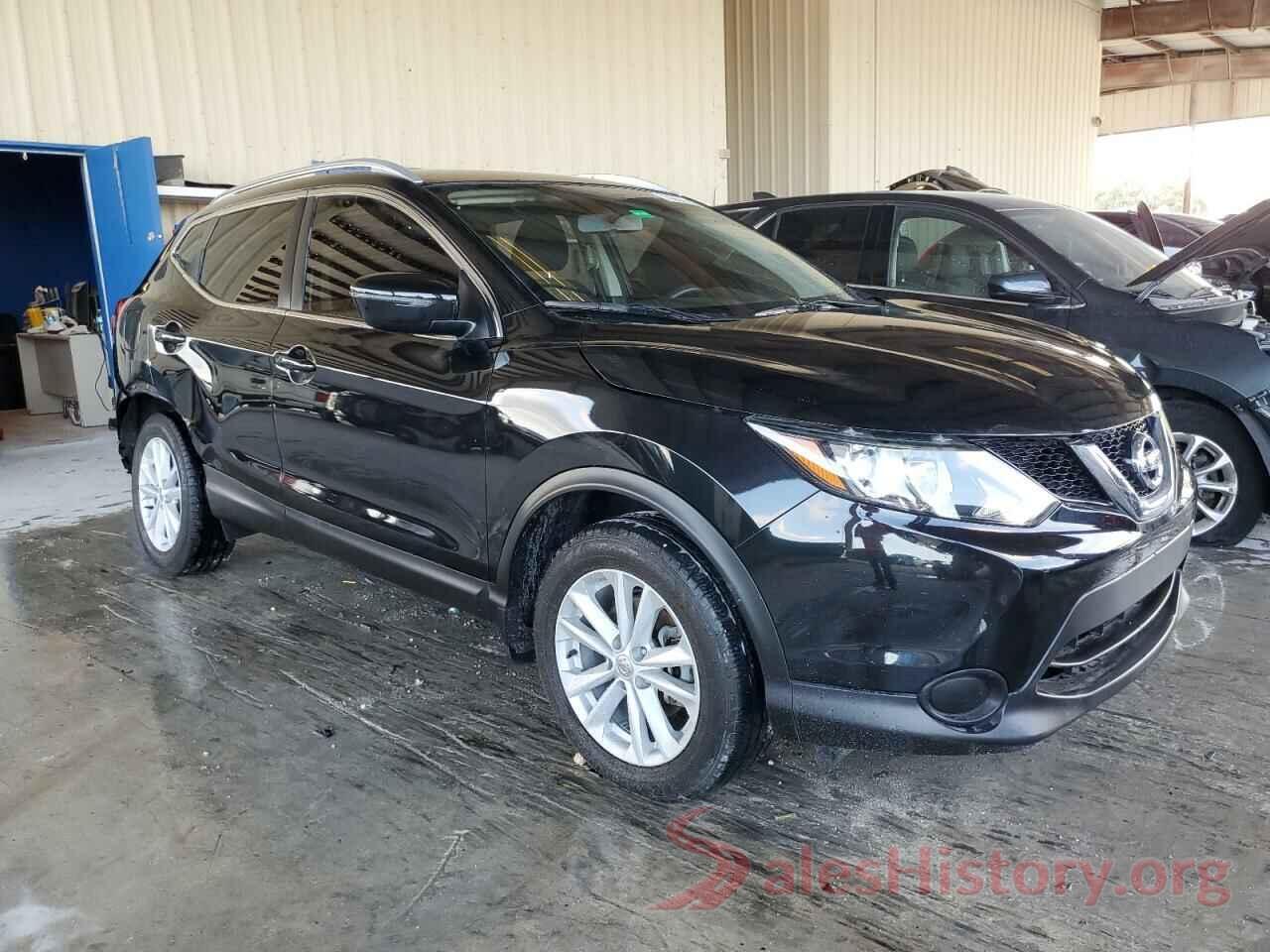 JN1BJ1CP7JW102451 2018 NISSAN ROGUE