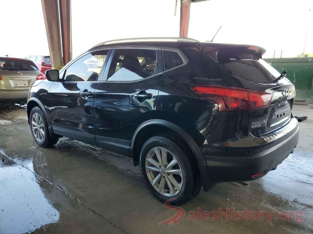 JN1BJ1CP7JW102451 2018 NISSAN ROGUE