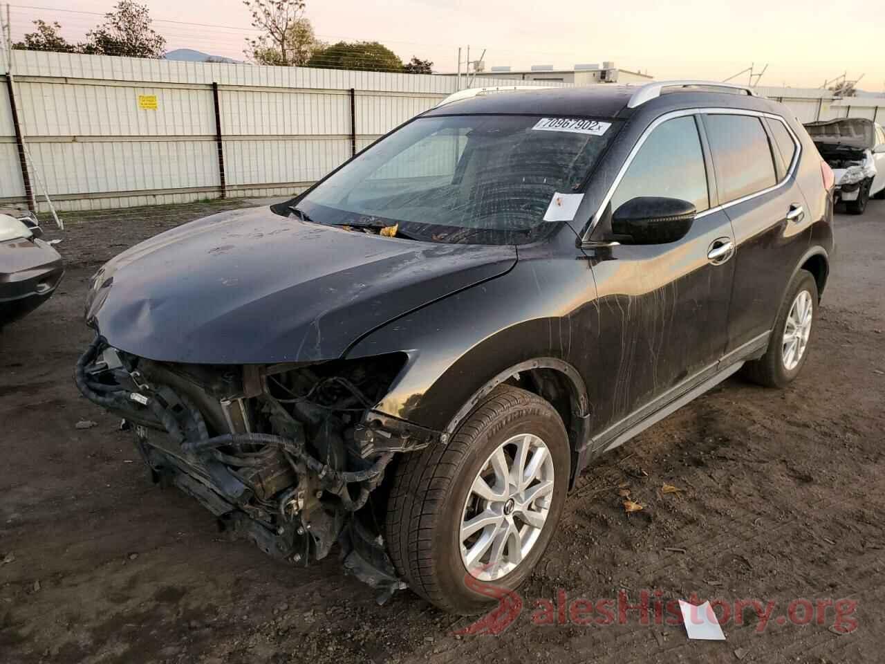 KNMAT2MT7HP608984 2017 NISSAN ROGUE