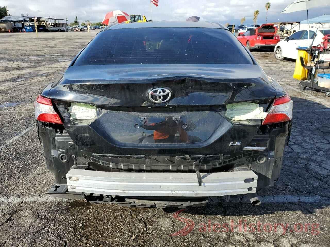 JTNB11HK1J3028869 2018 TOYOTA CAMRY