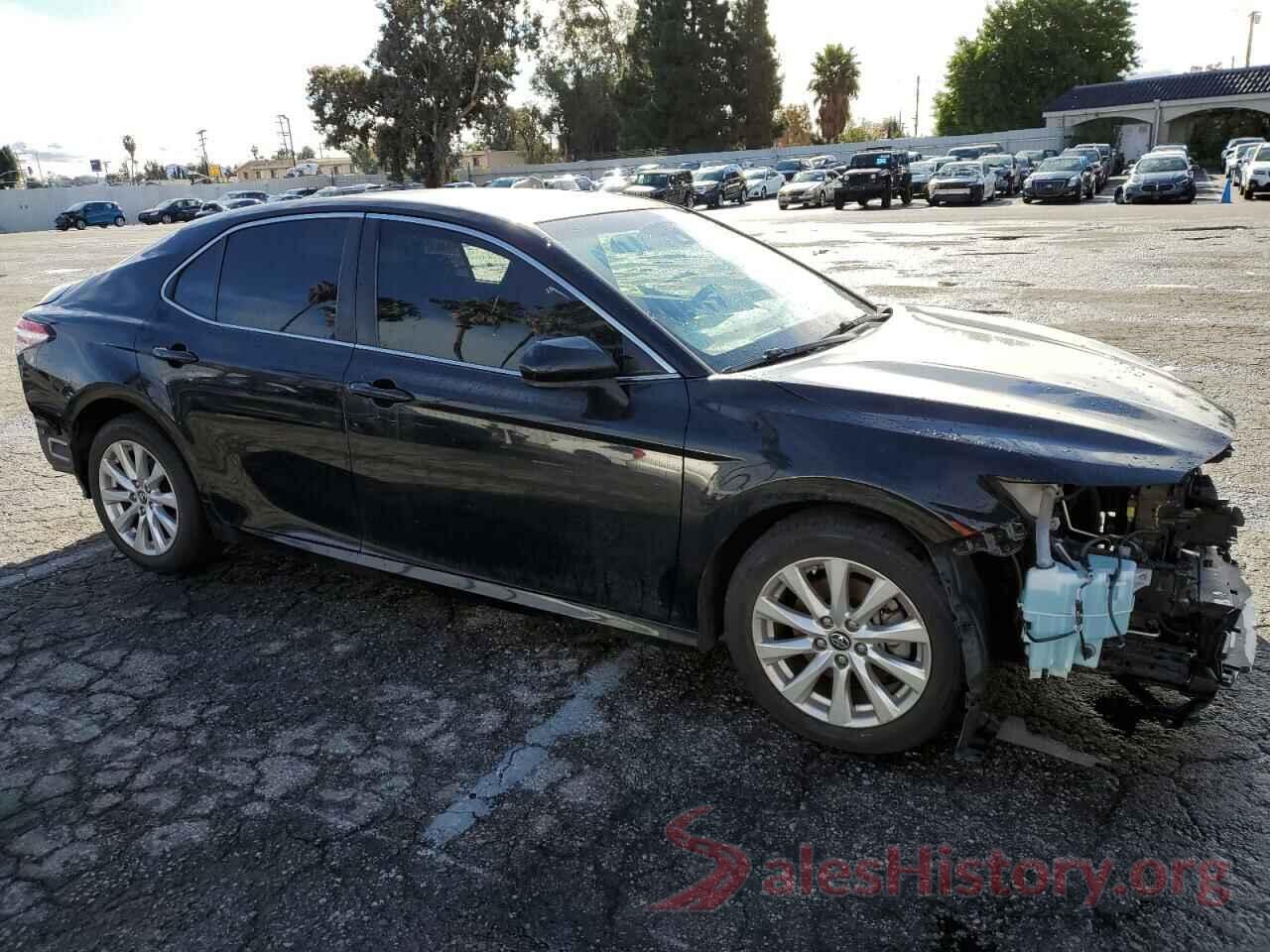 JTNB11HK1J3028869 2018 TOYOTA CAMRY