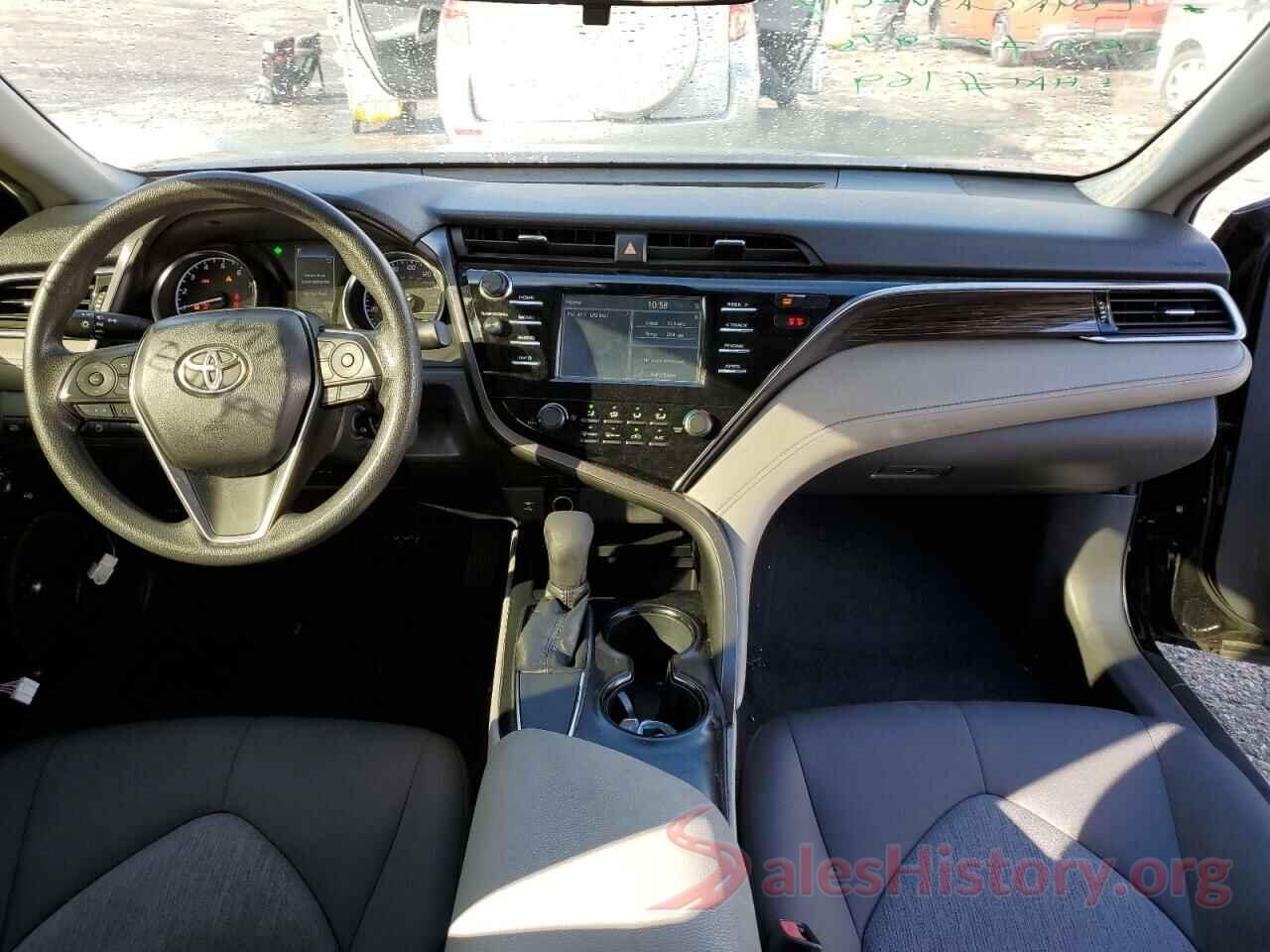 JTNB11HK1J3028869 2018 TOYOTA CAMRY