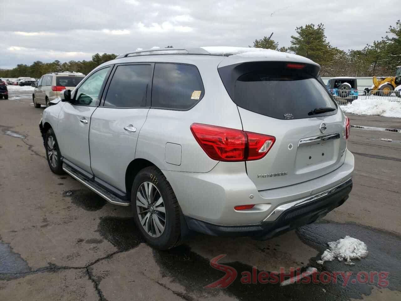 5N1DR2MM7JC625135 2018 NISSAN PATHFINDER