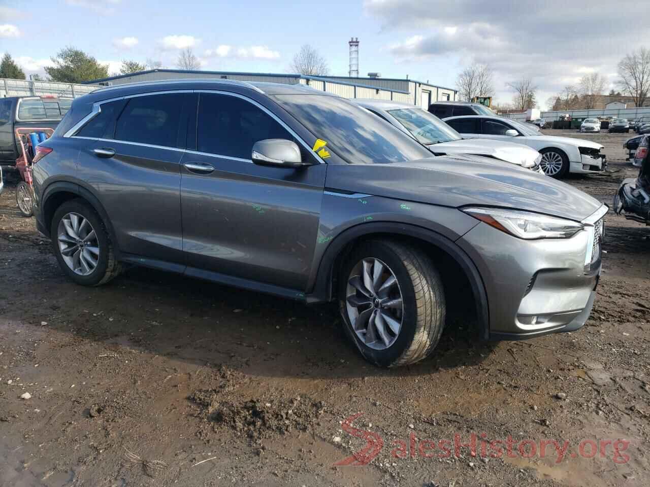 3PCAJ5M18KF135877 2019 INFINITI QX50