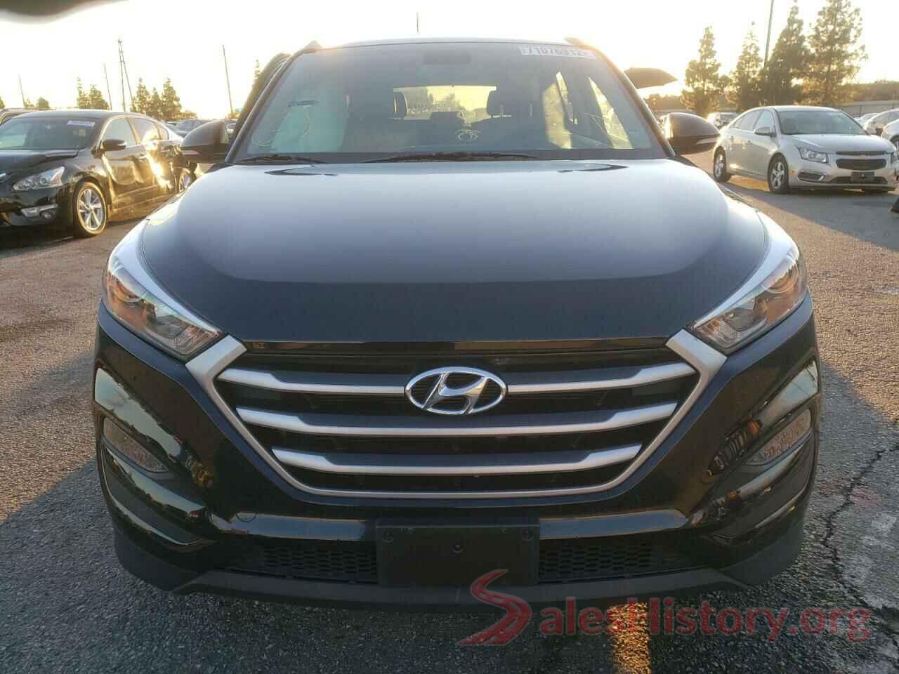 KM8J33A49HU427935 2017 HYUNDAI TUCSON