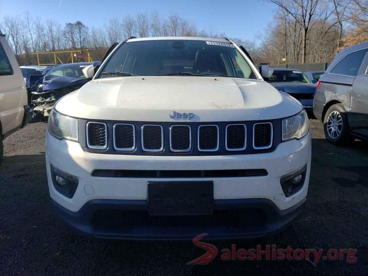 3C4NJDBB2JT161477 2018 JEEP COMPASS